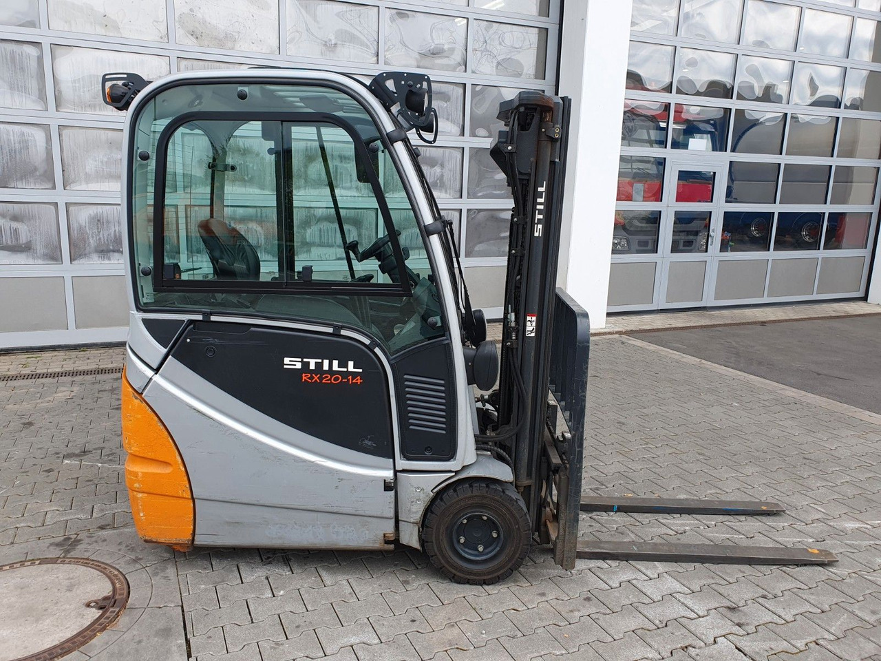 Still RX 20-14 / Triplex: 4,3m / nur 2.328h / SS - Електричен вилушкар: слика 2 Still RX 20-14 / Triplex: 4,3m / nur 2.328h / SS - Електричен вилушкар: слика 2