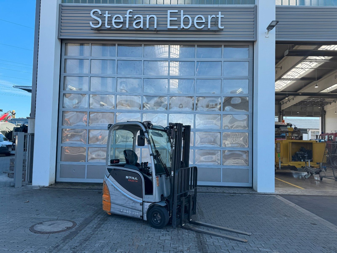 Still RX20-14 / Triplex: 4.60m! / nur 2.438h! / SS - Електричен вилушкар: слика 1 Still RX20-14 / Triplex: 4.60m! / nur 2.438h! / SS - Електричен вилушкар: слика 1