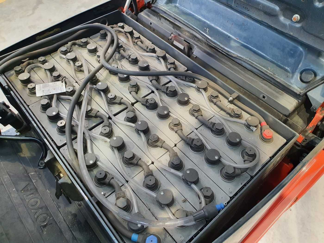 Лизинг на Toyota 8FBET15 / Batterie 07/2023 / HH: 4.3m! / 2.849h Toyota 8FBET15 / Batterie 07/2023 / HH: 4.3m! / 2.849h: слика 12 Лизинг на Toyota 8FBET15 / Batterie 07/2023 / HH: 4.3m! / 2.849h Toyota 8FBET15 / Batterie 07/2023 / HH: 4.3m! / 2.849h: слика 12