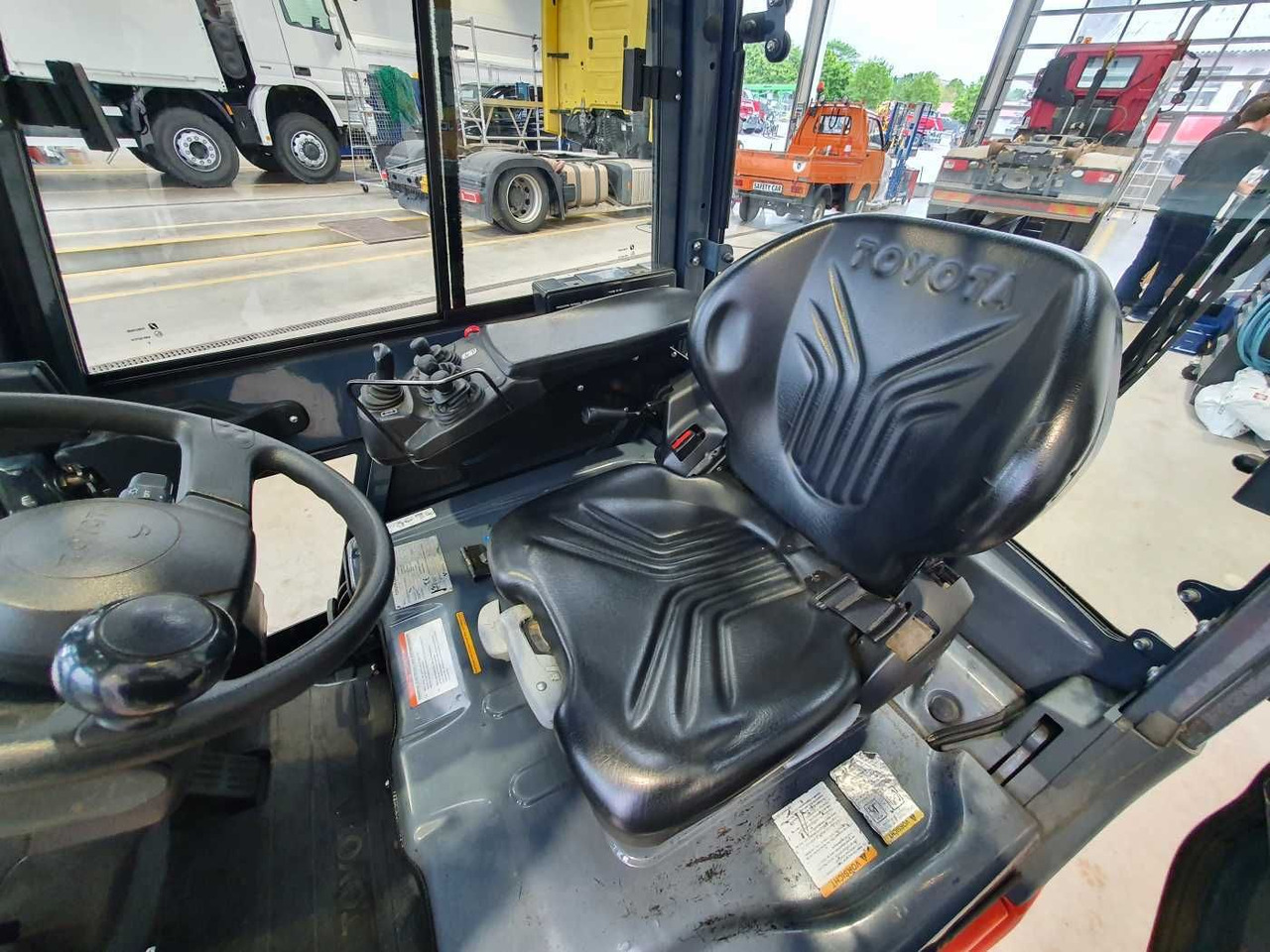 Лизинг на Toyota 8FBET15 / Batterie 07/2023 / HH: 4.3m! / 2.849h Toyota 8FBET15 / Batterie 07/2023 / HH: 4.3m! / 2.849h: слика 9 Лизинг на Toyota 8FBET15 / Batterie 07/2023 / HH: 4.3m! / 2.849h Toyota 8FBET15 / Batterie 07/2023 / HH: 4.3m! / 2.849h: слика 9