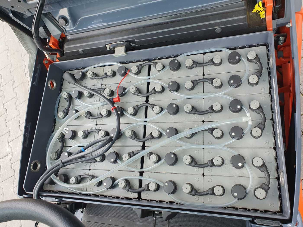 Лизинг на Toyota 8FBET15 / Triplex: 4.30m / nur 393h! / SS Toyota 8FBET15 / Triplex: 4.30m / nur 393h! / SS: слика 10 Лизинг на Toyota 8FBET15 / Triplex: 4.30m / nur 393h! / SS Toyota 8FBET15 / Triplex: 4.30m / nur 393h! / SS: слика 10