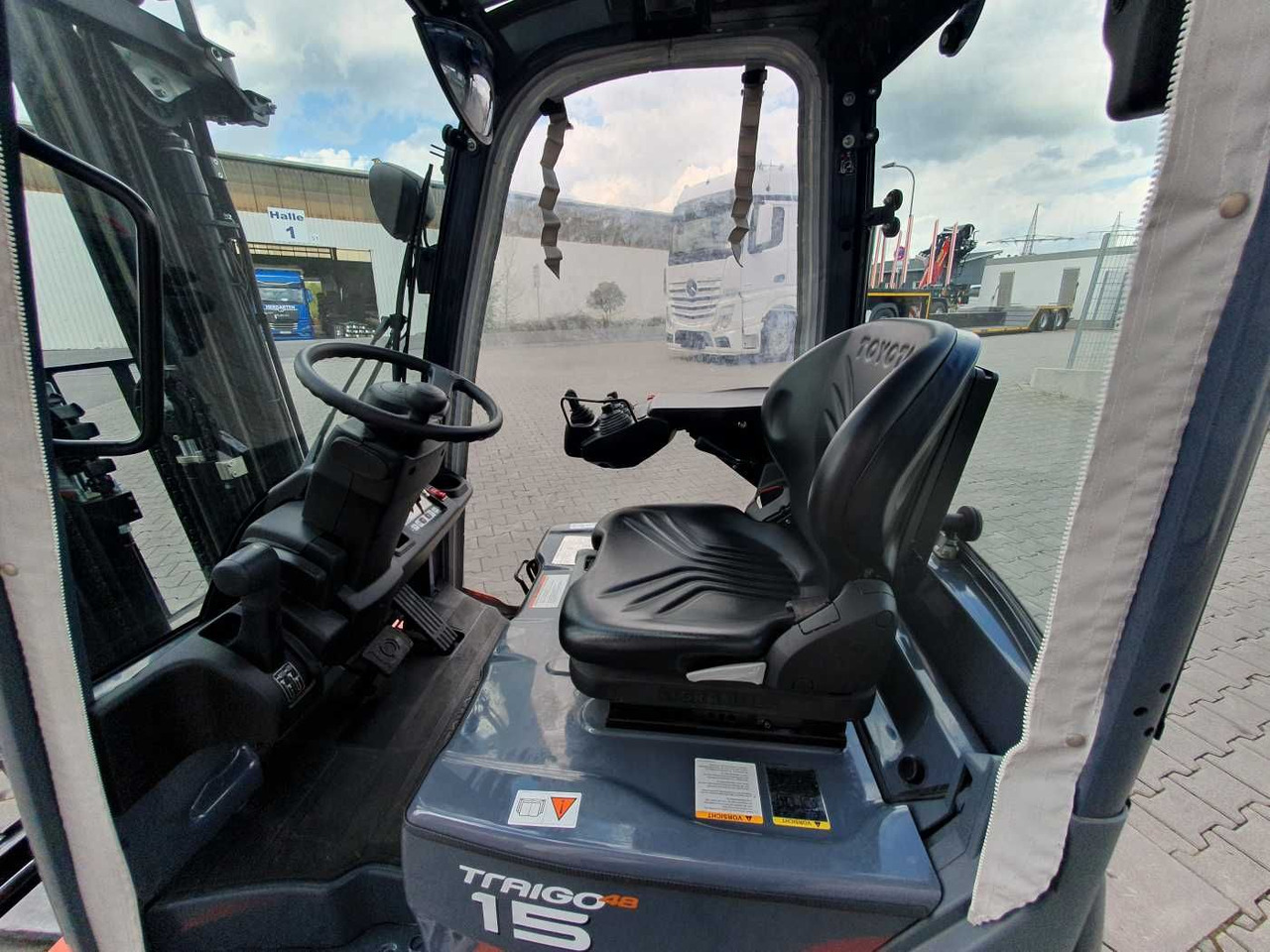 Лизинг на Toyota 8FBET15 / Triplex: 4.30m / nur 393h! / SS Toyota 8FBET15 / Triplex: 4.30m / nur 393h! / SS: слика 12 Лизинг на Toyota 8FBET15 / Triplex: 4.30m / nur 393h! / SS Toyota 8FBET15 / Triplex: 4.30m / nur 393h! / SS: слика 12