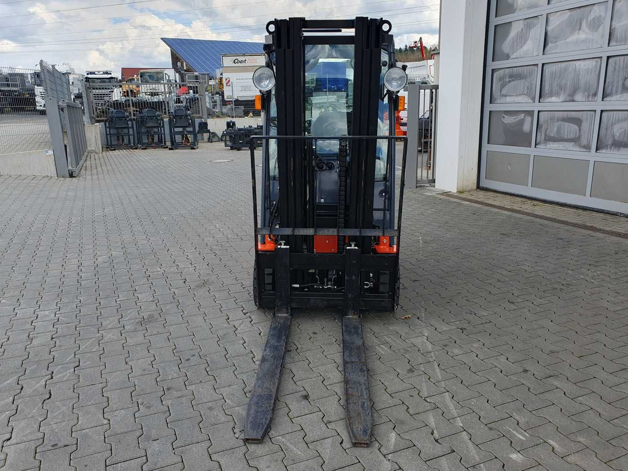 Лизинг на Toyota 8FBET15 / Triplex: 4.30m / nur 393h! / SS Toyota 8FBET15 / Triplex: 4.30m / nur 393h! / SS: слика 9 Лизинг на Toyota 8FBET15 / Triplex: 4.30m / nur 393h! / SS Toyota 8FBET15 / Triplex: 4.30m / nur 393h! / SS: слика 9