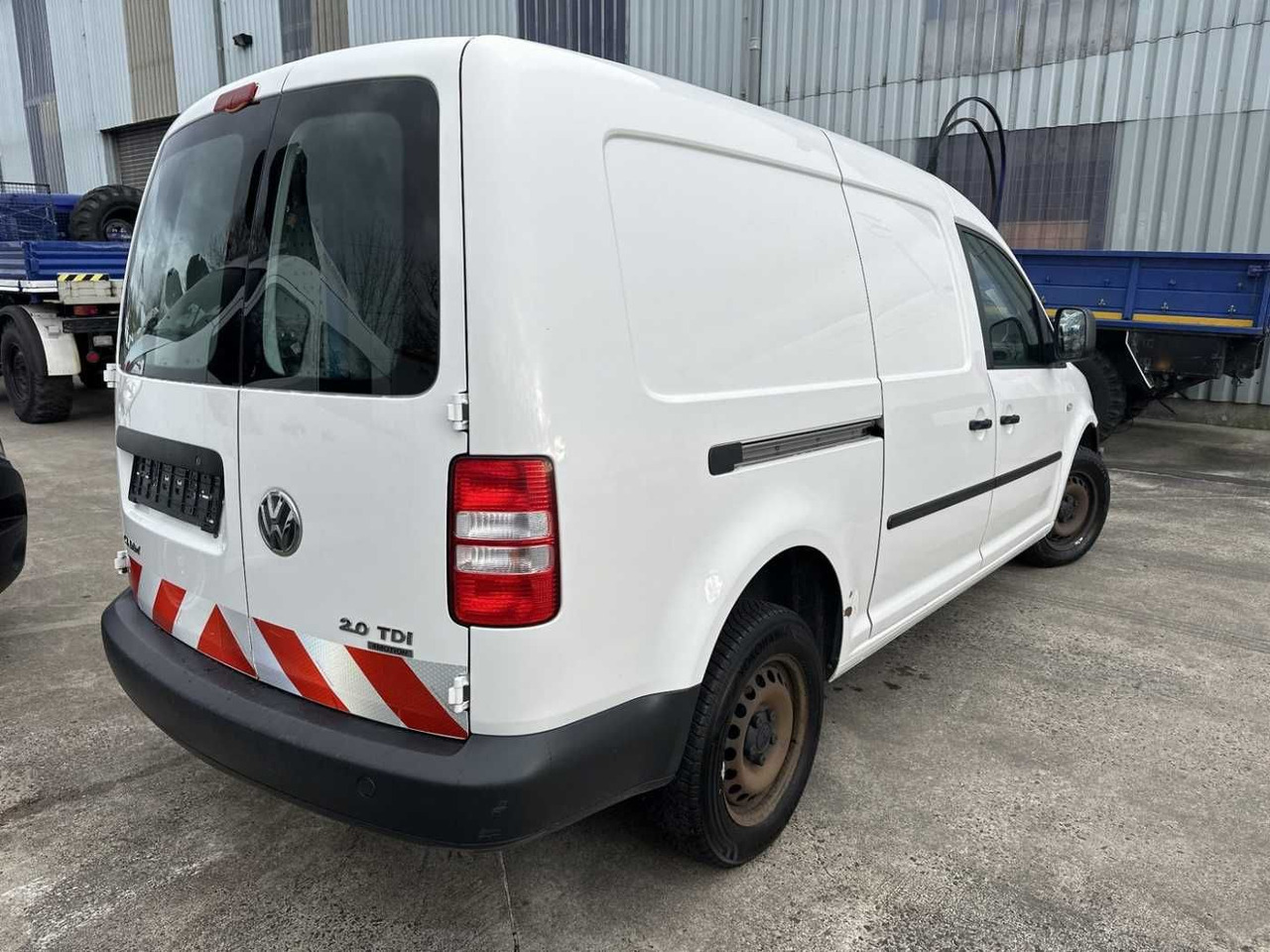 Volkswagen VW Caddy 2.0 TDI 4Motion Maxi Kasten Regal - Товарно комбе: слика 4 Volkswagen VW Caddy 2.0 TDI 4Motion Maxi Kasten Regal - Товарно комбе: слика 4