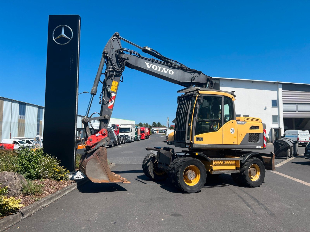 Volvo EW160D / 2014 / 1xTieflöffel / Forstschutzgitter - Багер на тркала: слика 1 Volvo EW160D / 2014 / 1xTieflöffel / Forstschutzgitter - Багер на тркала: слика 1