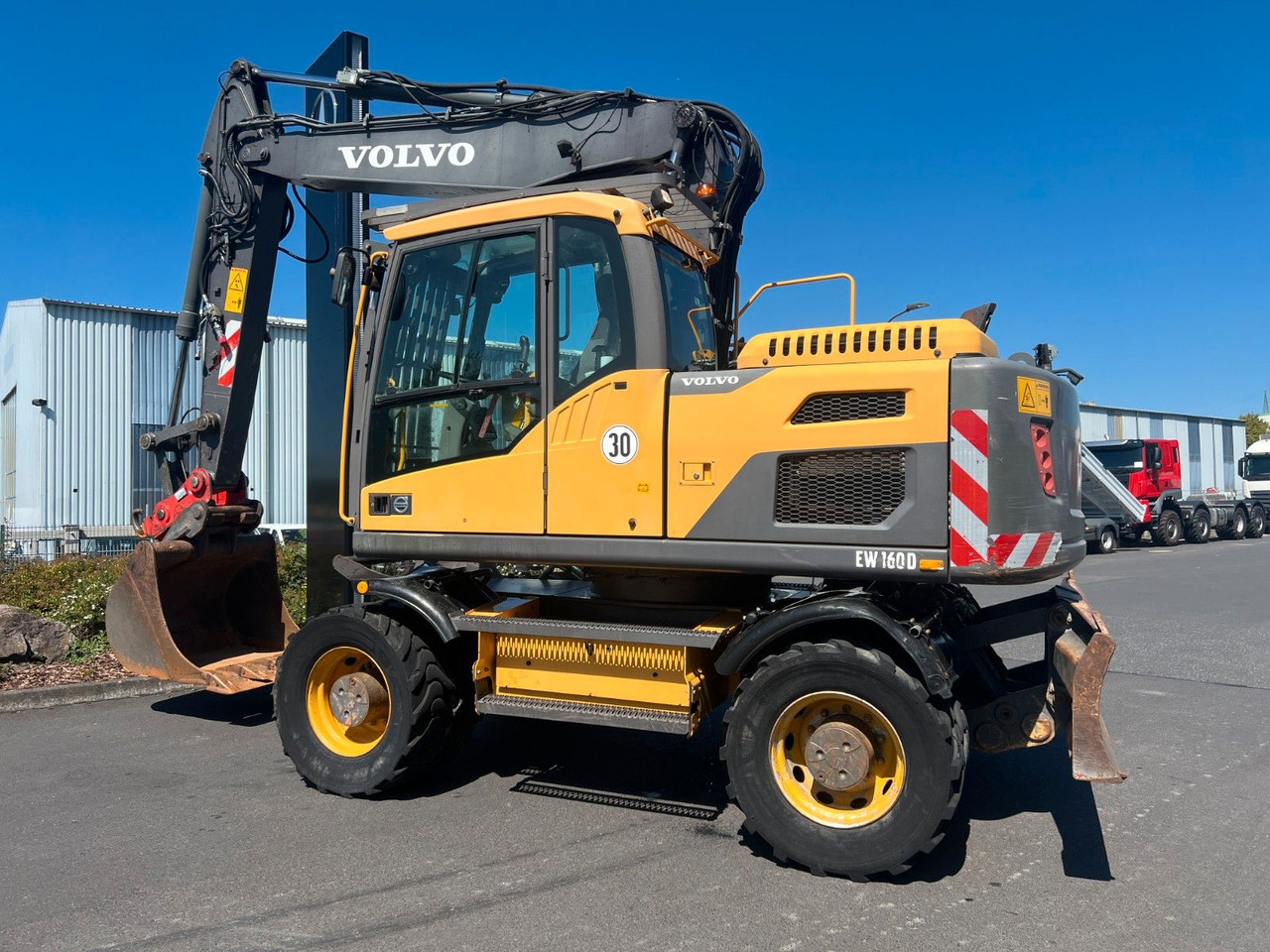 Volvo EW160D / 2014 / 1xTieflöffel / Forstschutzgitter - Багер на тркала: слика 3 Volvo EW160D / 2014 / 1xTieflöffel / Forstschutzgitter - Багер на тркала: слика 3