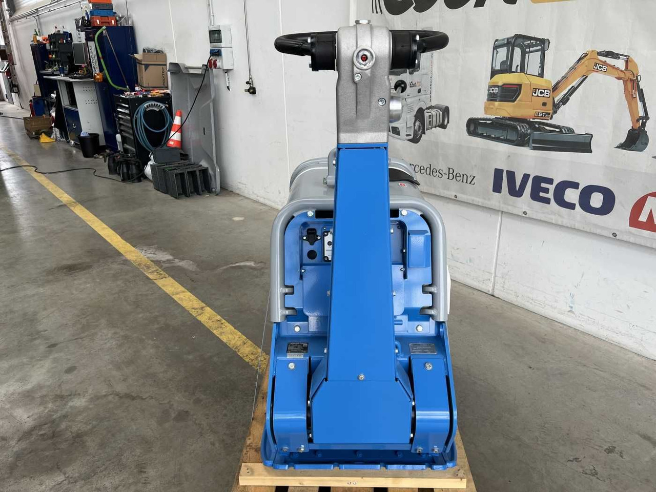 Weber CR 8 MDM Hatz-Diesel / 601kg / DEMO / 2022 - Вибрациска плоча: слика 5 Weber CR 8 MDM Hatz-Diesel / 601kg / DEMO / 2022 - Вибрациска плоча: слика 5
