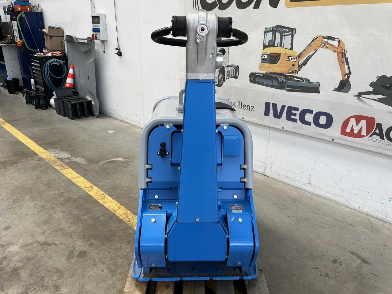 Weber CR 9 MDM Hatz-Diesel / 740kg / DEMO / 2022 - Вибрациска плоча: слика 5 Weber CR 9 MDM Hatz-Diesel / 740kg / DEMO / 2022 - Вибрациска плоча: слика 5