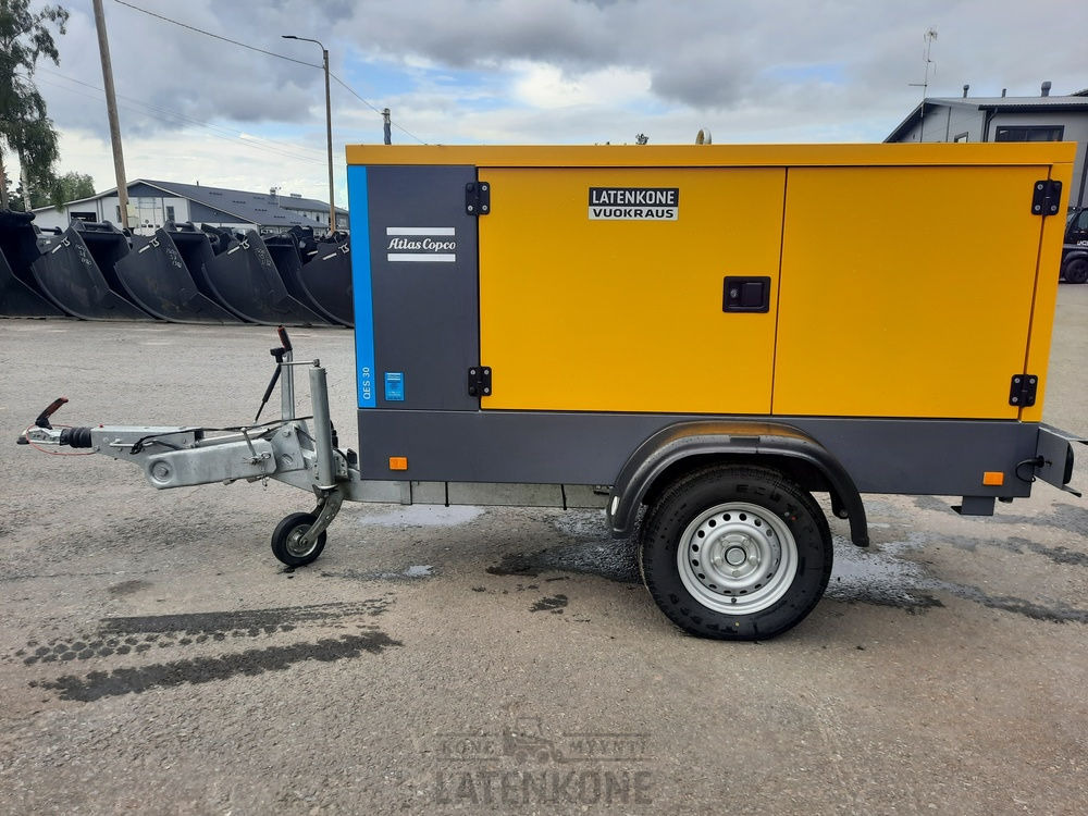 Atlas Copco QES 30 50 Hz Generaattori vetovarustuksella ID 4349 - Генераторска поставка: слика 5 Atlas Copco QES 30 50 Hz Generaattori vetovarustuksella ID 4349 - Генераторска поставка: слика 5