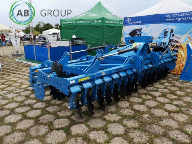 Agristal BTH hydraulic folding disc harrow 4.5 m - Ситнач со дискови: слика 4 Agristal BTH hydraulic folding disc harrow 4.5 m - Ситнач со дискови: слика 4
