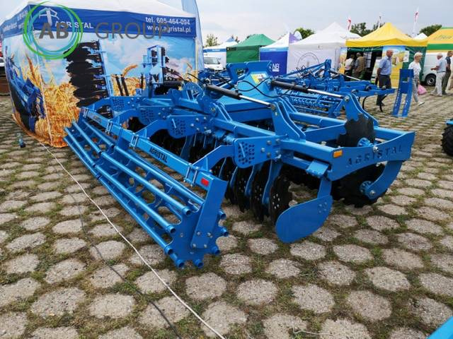 Agristal BTH hydraulic folding disc harrow 4.5 m - Ситнач со дискови: слика 2 Agristal BTH hydraulic folding disc harrow 4.5 m - Ситнач со дискови: слика 2