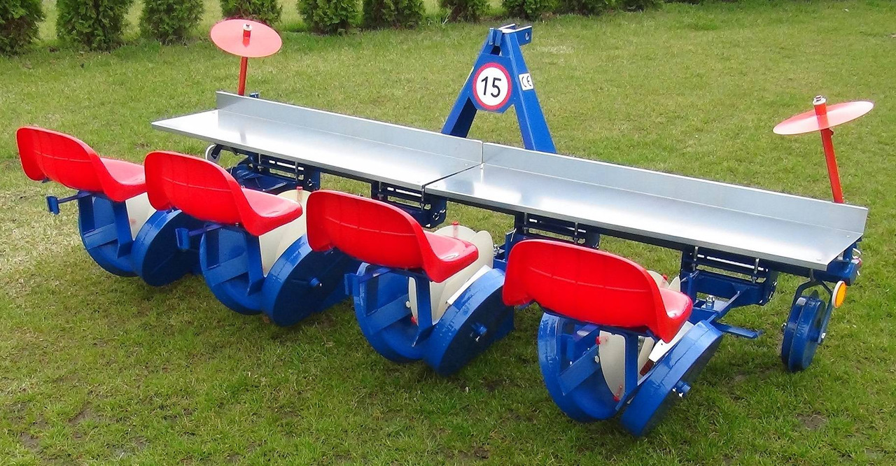 Agro-Osek 4-row seeding planter - Опрема за сеење: слика 1 Agro-Osek 4-row seeding planter - Опрема за сеење: слика 1
