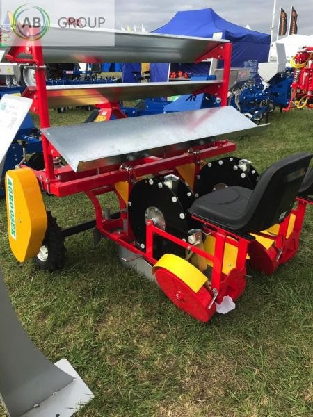 Agro-Osek double row cup planter S237/3 - Опрема за сеење: слика 1 Agro-Osek double row cup planter S237/3 - Опрема за сеење: слика 1