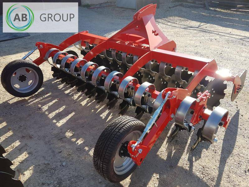 Awemak front-mounted disc harrow OZYRYS BTF 30 - Ситнач со дискови: слика 1 Awemak front-mounted disc harrow OZYRYS BTF 30 - Ситнач со дискови: слика 1