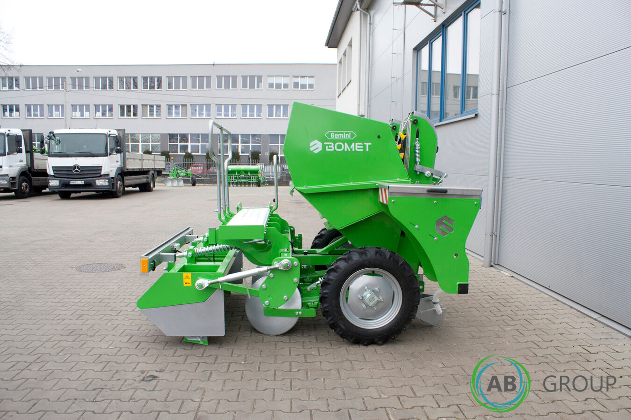 Bomet Gemini S339/1 two-row potato planter (inter-row width: 75 - 90 cm) - Садачка за компир: слика 2 Bomet Gemini S339/1 two-row potato planter (inter-row width: 75 - 90 cm) - Садачка за компир: слика 2