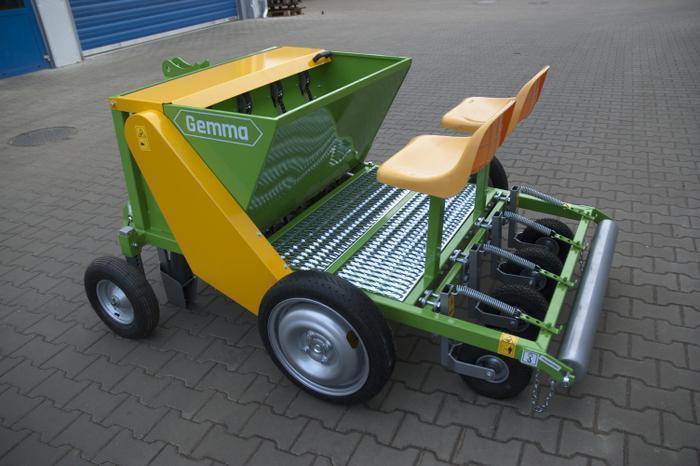 Bomet garlic, bean and onion planter Gemma S290/1 - Садачка за компир: слика 1 Bomet garlic, bean and onion planter Gemma S290/1 - Садачка за компир: слика 1