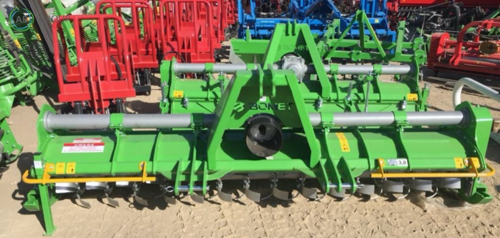 Bomet rotary tiller Volans U540/8, 3,0 m - Тракторска фреза: слика 1 Bomet rotary tiller Volans U540/8, 3,0 m - Тракторска фреза: слика 1