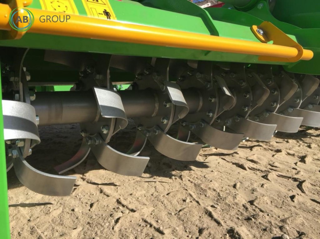 Bomet rotary tiller Volans U540/8, 3,0 m - Тракторска фреза: слика 3 Bomet rotary tiller Volans U540/8, 3,0 m - Тракторска фреза: слика 3