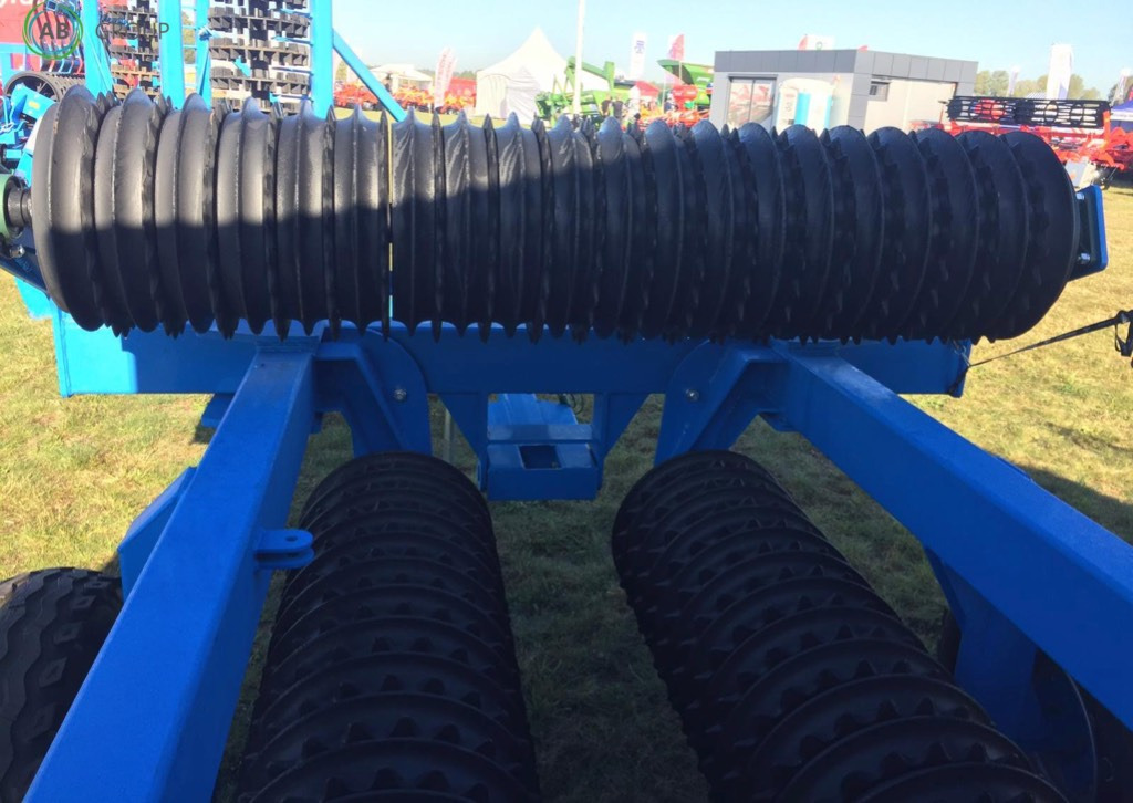 Cambridge hydraulically foldable roller 6.2 m 530 mm Agristal WUC - Ваљак за фарма: слика 3 Cambridge hydraulically foldable roller 6.2 m 530 mm Agristal WUC - Ваљак за фарма: слика 3