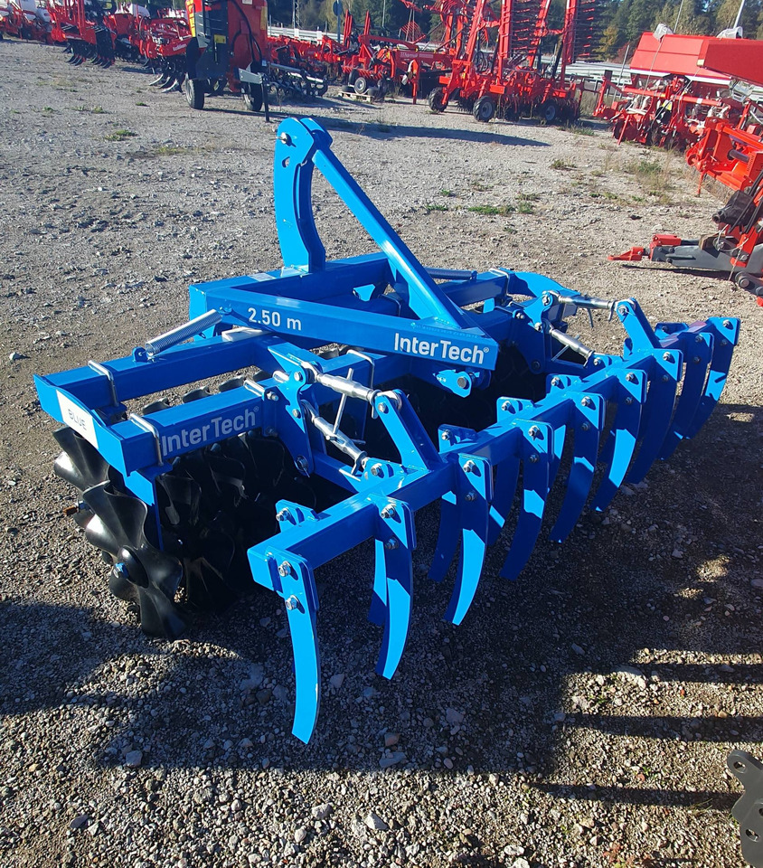 Inter-Tech front disc aggregate 2,5m with teeth drag - Ситнач со дискови: слика 2 Inter-Tech front disc aggregate 2,5m with teeth drag - Ситнач со дискови: слика 2