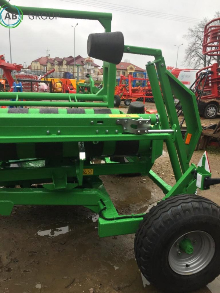 Inter-Tech self loading bale wrap GO01 - Обмотувач на бали: слика 5 Inter-Tech self loading bale wrap GO01 - Обмотувач на бали: слика 5