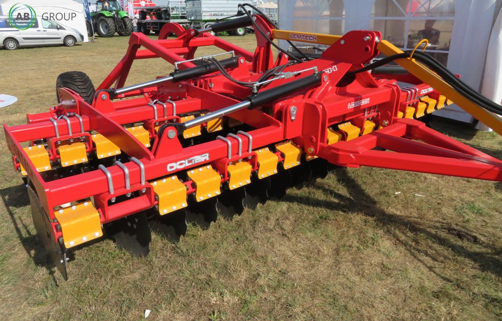 Lemtech hydraulic disc harrow with a Colter BTH45 4.5 m transport trolley - Ситнач со дискови: слика 1 Lemtech hydraulic disc harrow with a Colter BTH45 4.5 m transport trolley - Ситнач со дискови: слика 1