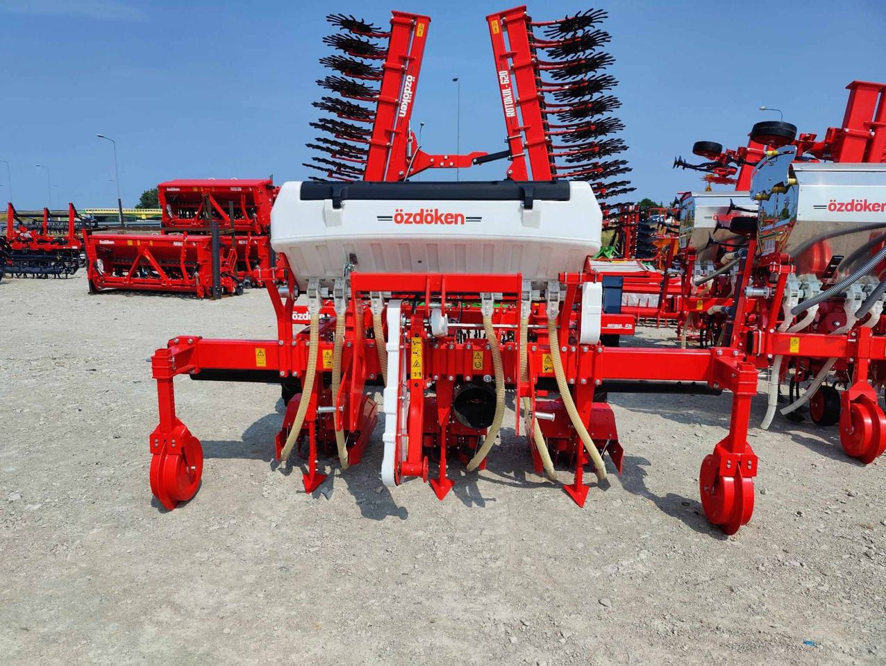 Ozdoken inter-row tiller ACM-SF3 - on stock - Тракторска фреза: слика 2 Ozdoken inter-row tiller ACM-SF3 - on stock - Тракторска фреза: слика 2