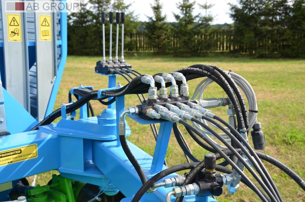 Zamet Green forage mower T653/3 24 m3 - Превртувачка опрема: слика 3 Zamet Green forage mower T653/3 24 m3 - Превртувачка опрема: слика 3