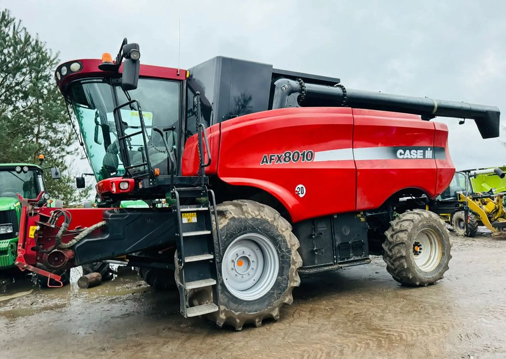 Case IH AFH 8010 - Комбајн: слика 1 Case IH AFH 8010 - Комбајн: слика 1