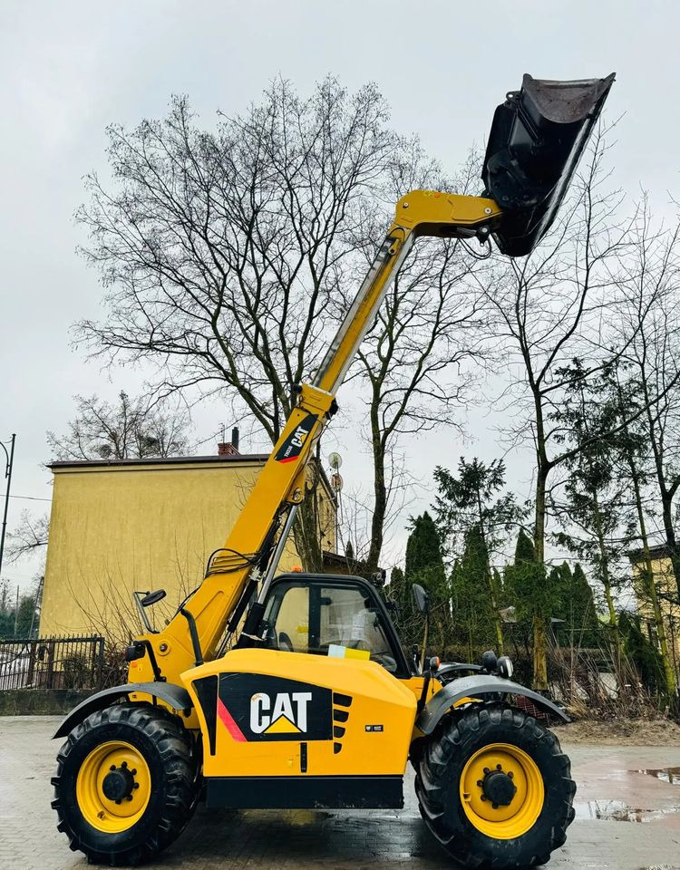 Телескопски ракувач Caterpillar TH 336: слика 8