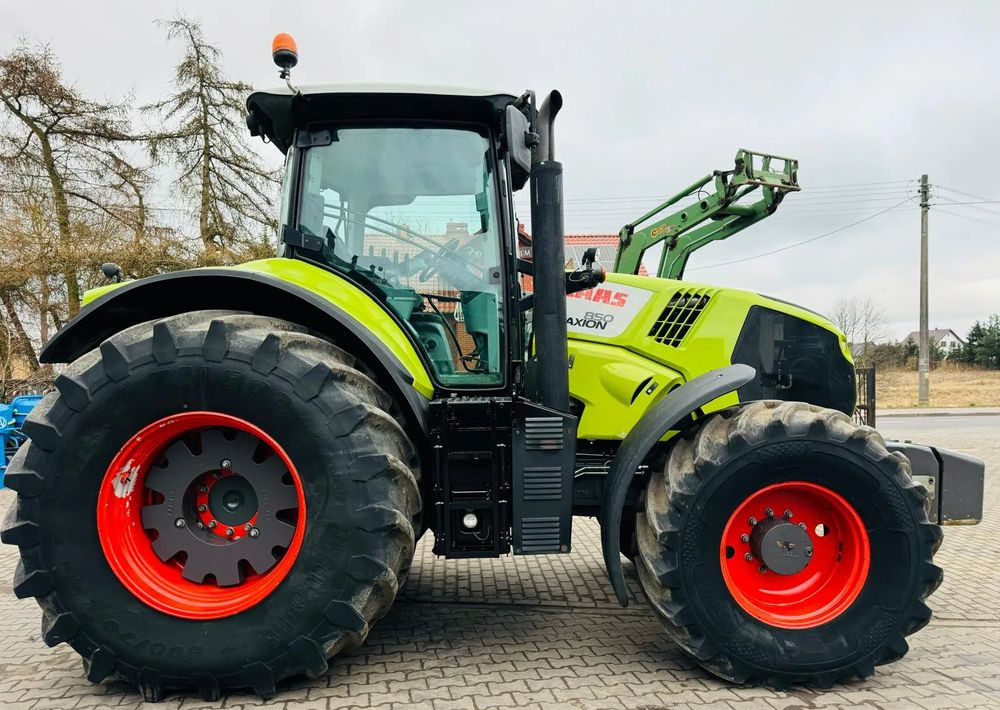 Claas Axion 850 - Трактор: слика 2 Claas Axion 850 - Трактор: слика 2