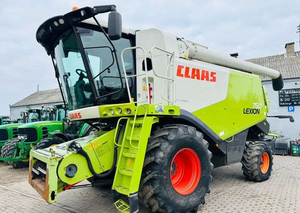 Claas LEXION 750 APS HYBRID - Комбајн: слика 2 Claas LEXION 750 APS HYBRID - Комбајн: слика 2
