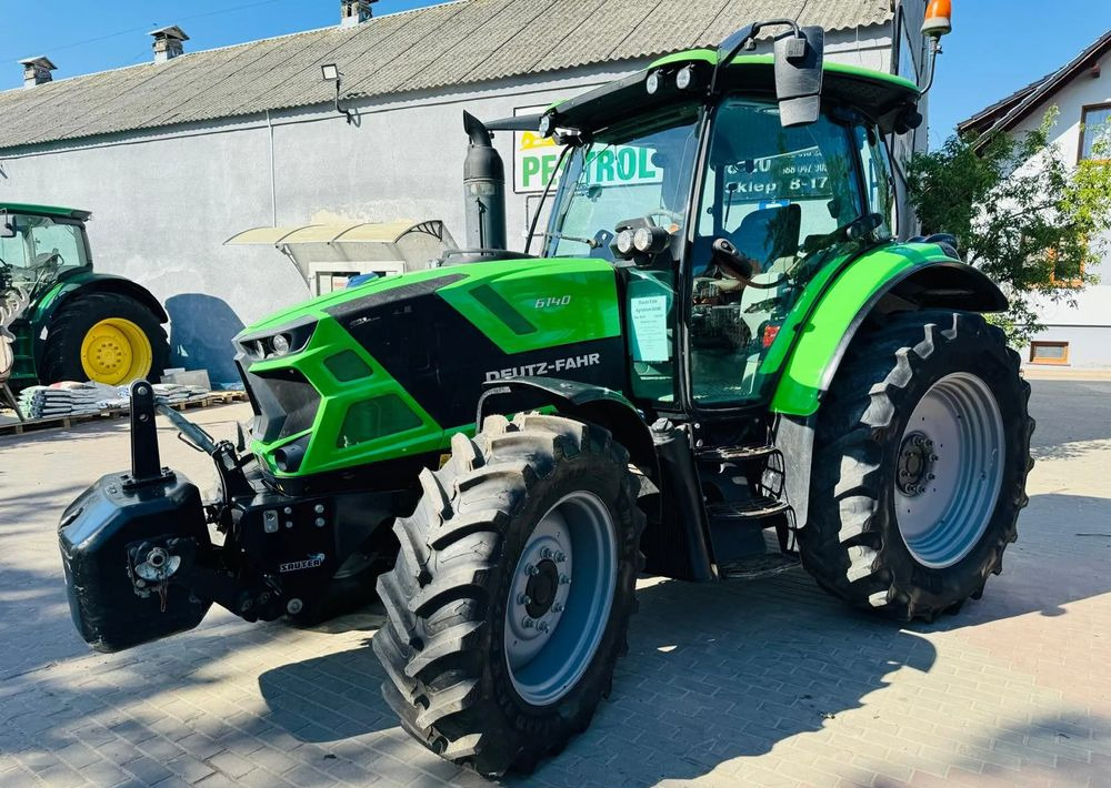 Deutz-Fahr Agrotron 6140 - Трактор: слика 2 Deutz-Fahr Agrotron 6140 - Трактор: слика 2