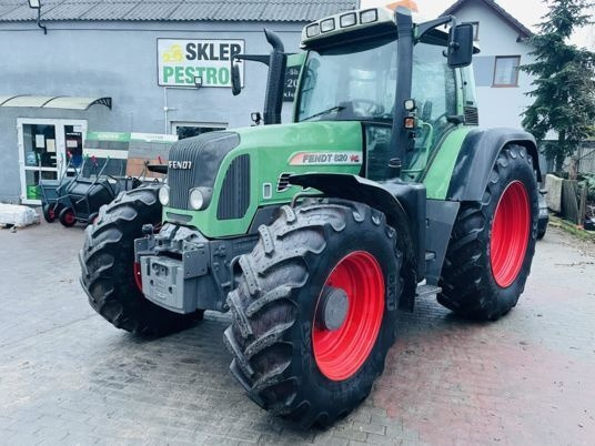 Fendt 820 VARIO TMS - Трактор: слика 2 Fendt 820 VARIO TMS - Трактор: слика 2
