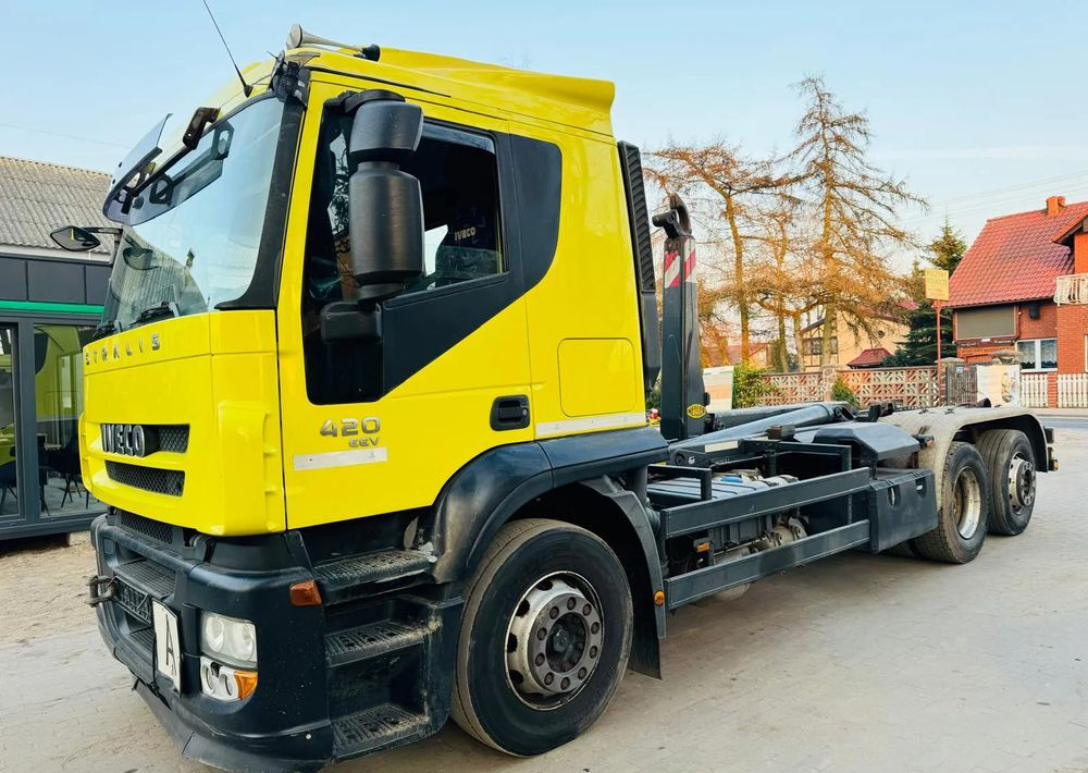 Iveco STRALIS - Камион со кука за подигање: слика 1 Iveco STRALIS - Камион со кука за подигање: слика 1