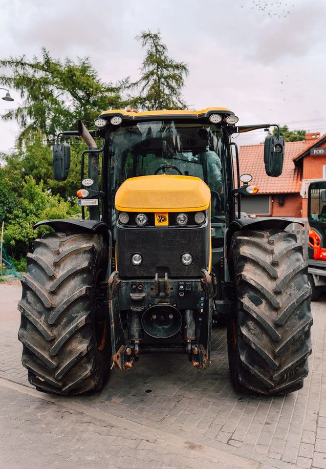JCB Fastrac 4220 - Трактор: слика 5 JCB Fastrac 4220 - Трактор: слика 5