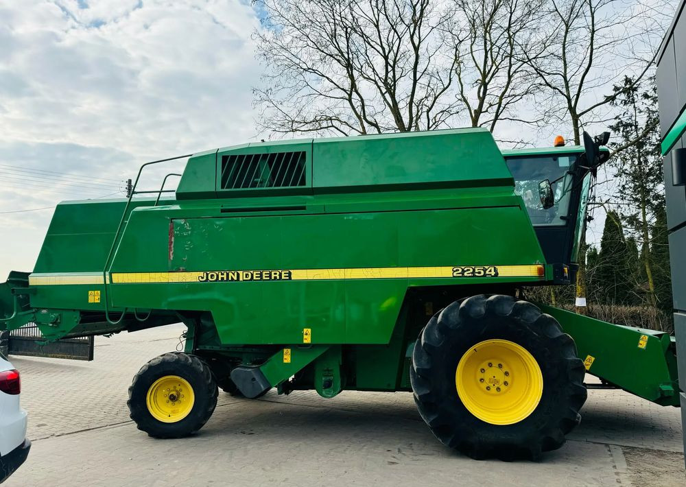 John Deere 2254 - Комбајн: слика 3 John Deere 2254 - Комбајн: слика 3