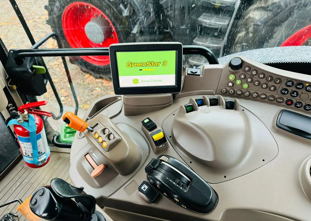 John Deere 6210R - Трактор: слика 4 John Deere 6210R - Трактор: слика 4