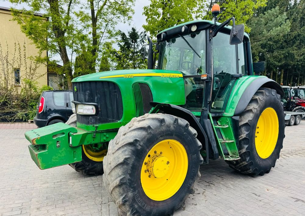 John Deere 6920 Powerquad - Трактор: слика 1 John Deere 6920 Powerquad - Трактор: слика 1
