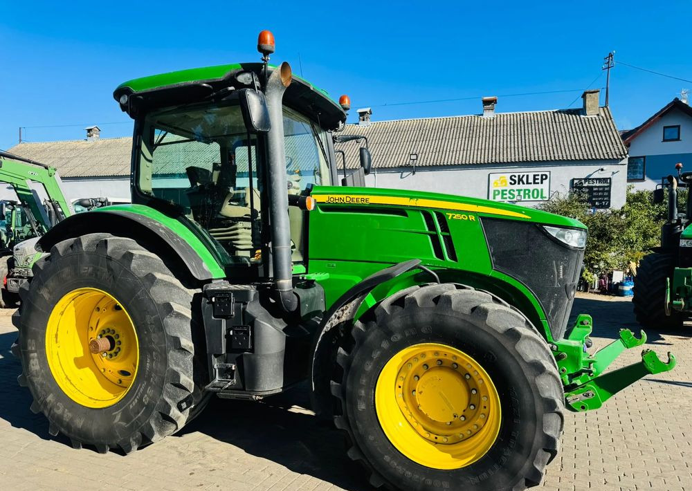 John Deere 7250R - Трактор: слика 3 John Deere 7250R - Трактор: слика 3