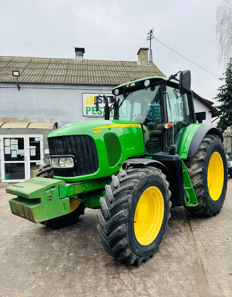 John Deere 7430 Premium - Трактор: слика 1 John Deere 7430 Premium - Трактор: слика 1