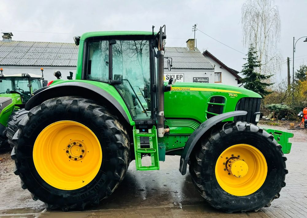 John Deere 7530 PREMIUM - Трактор: слика 1 John Deere 7530 PREMIUM - Трактор: слика 1