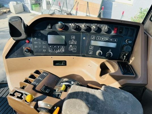 John Deere 8310 - Трактор: слика 2 John Deere 8310 - Трактор: слика 2