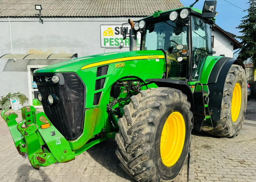 John Deere 8530 - Трактор: слика 1 John Deere 8530 - Трактор: слика 1