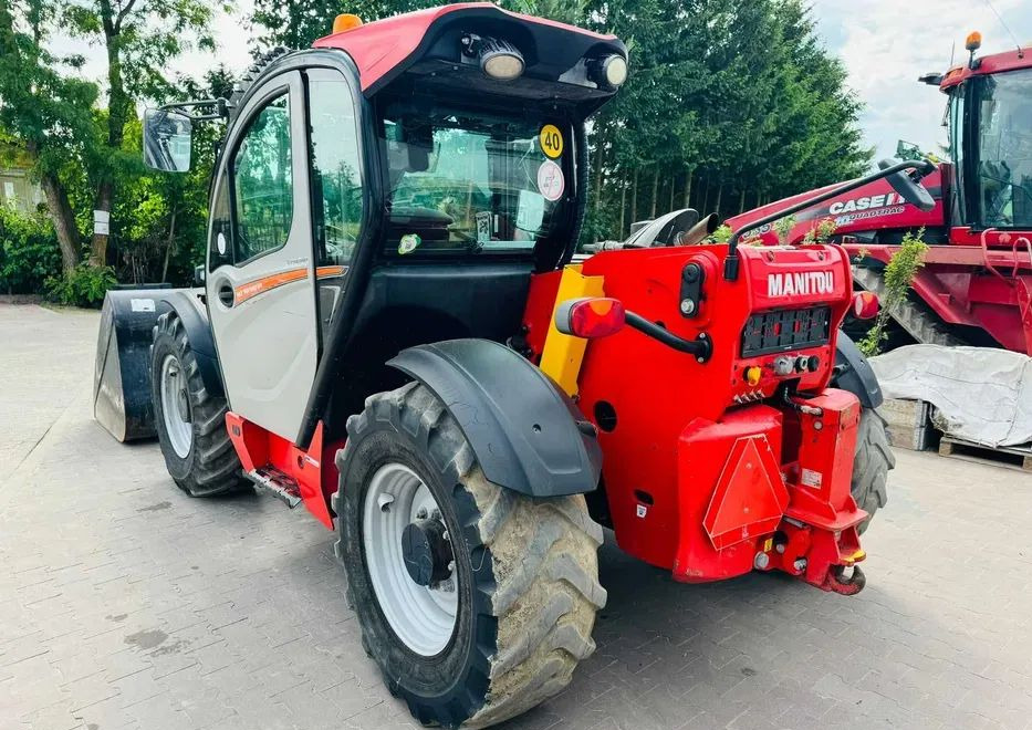 Manitou 741-140 V+ PREMIUM - Телескопски ракувач: слика 4 Manitou 741-140 V+ PREMIUM - Телескопски ракувач: слика 4