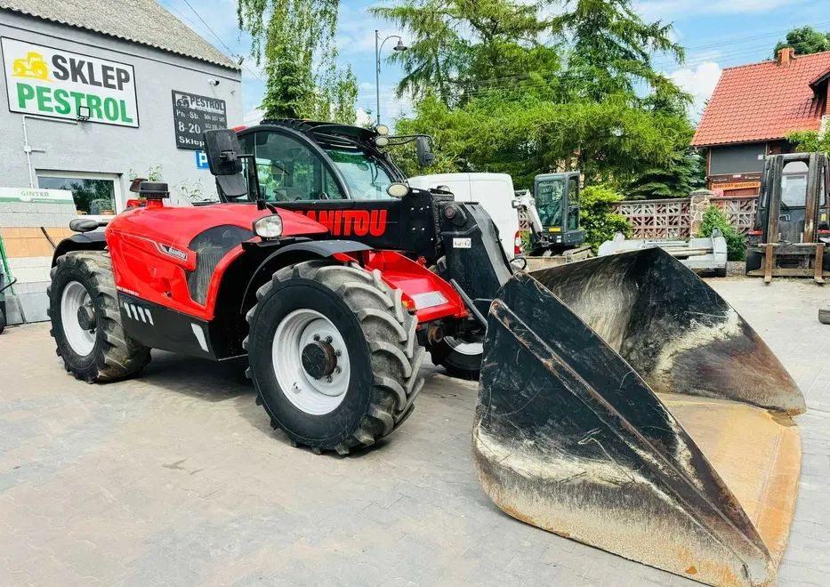 Manitou 741-140 V+ PREMIUM - Телескопски ракувач: слика 3 Manitou 741-140 V+ PREMIUM - Телескопски ракувач: слика 3