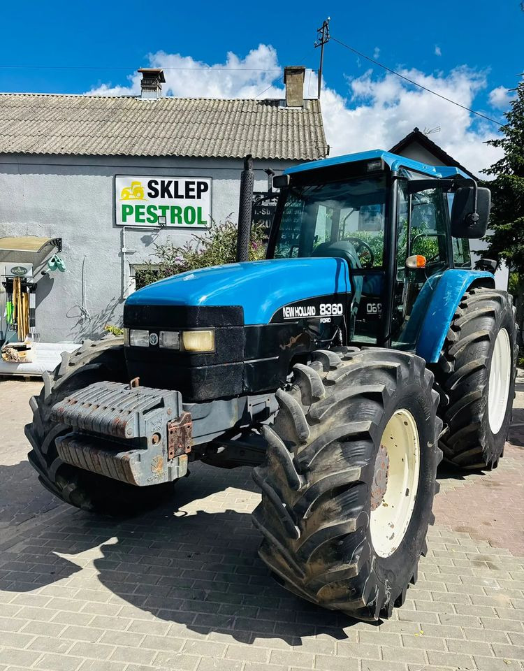 New Holland 8360 - Трактор: слика 4 New Holland 8360 - Трактор: слика 4