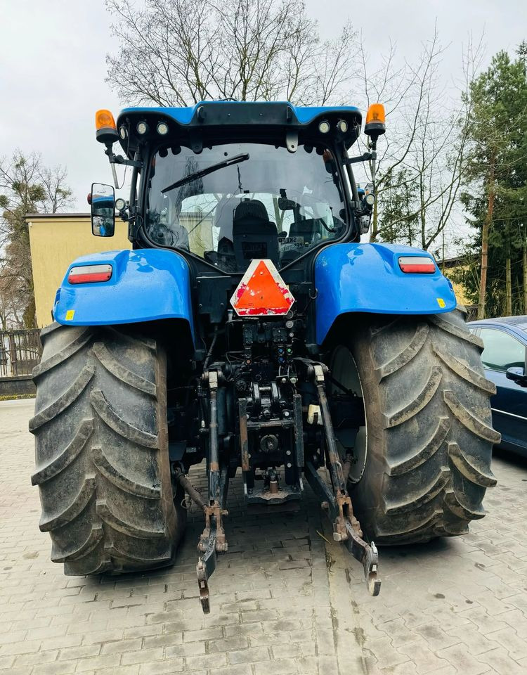 Трактор New Holland T7.230 AUTOCOMMAND: слика 7 Трактор New Holland T7.230 AUTOCOMMAND: слика 7