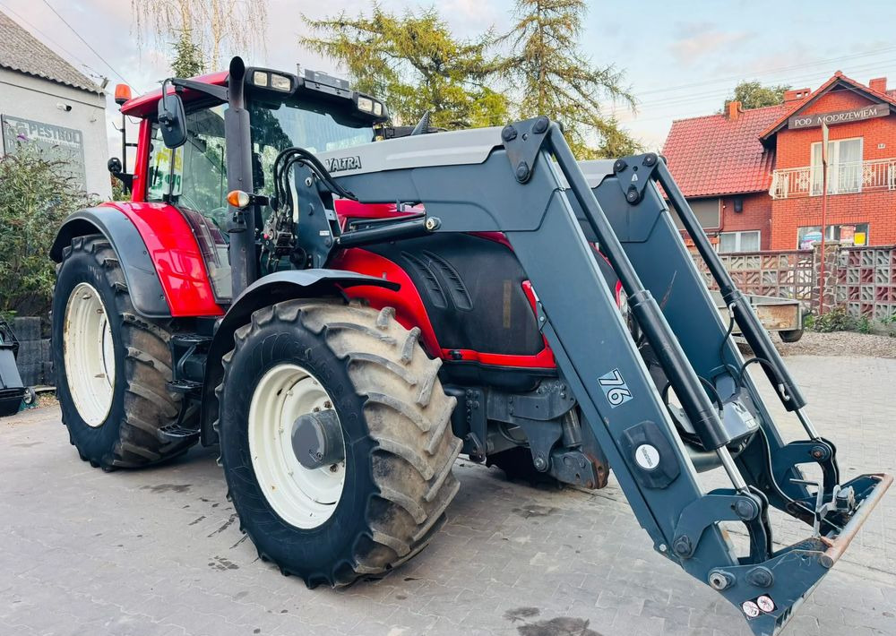 Valtra T213 Versu - Трактор: слика 5 Valtra T213 Versu - Трактор: слика 5