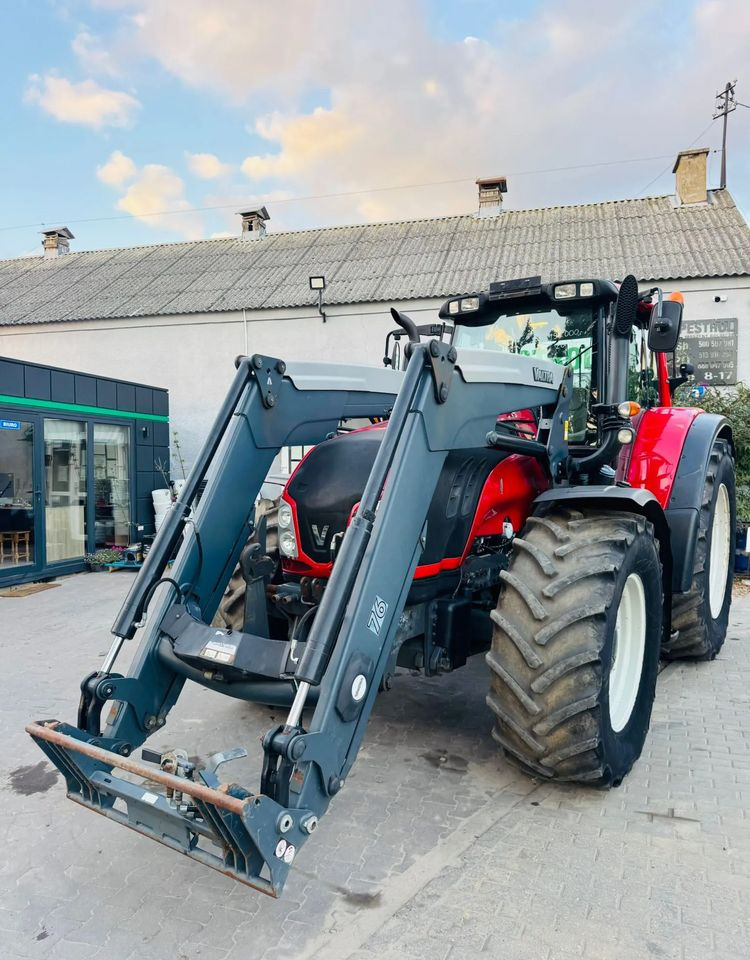 Valtra T213 Versu - Трактор: слика 3 Valtra T213 Versu - Трактор: слика 3